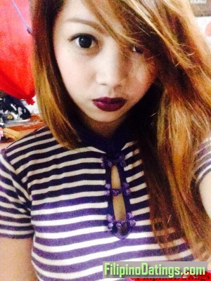 <p>I love to wear make ups :)</p>