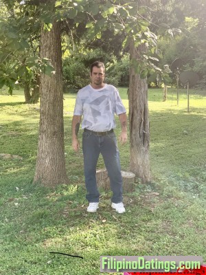 <p>In my yard on my day off from work</p>