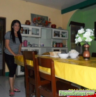 <p>ME IN DINING TABLE</p>
